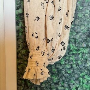 Love tree size large long sleeve top